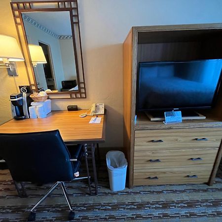 Travelodge By Wyndham Seattle By The Space Needle Екстер'єр фото