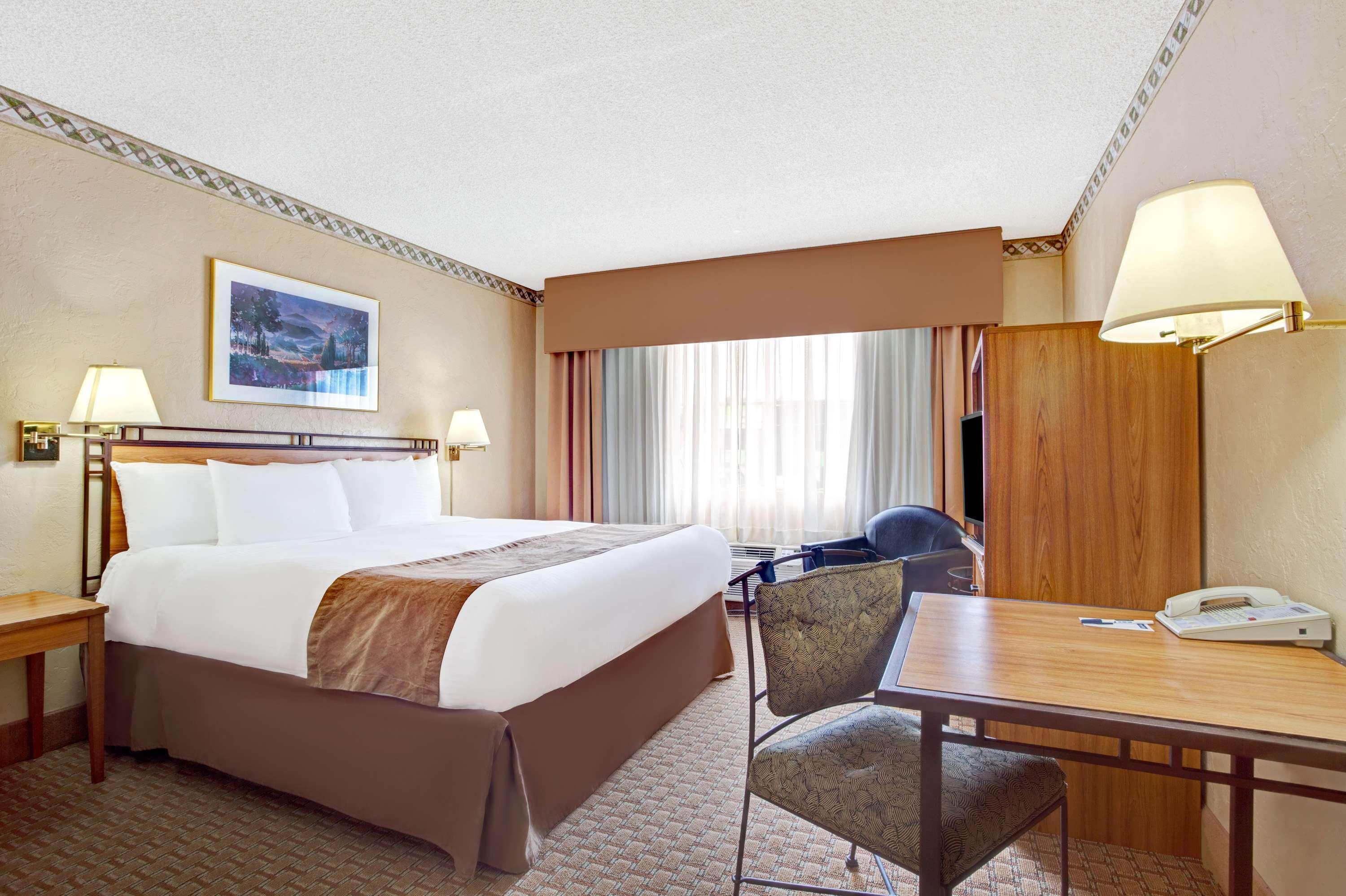 Travelodge By Wyndham Seattle By The Space Needle Екстер'єр фото