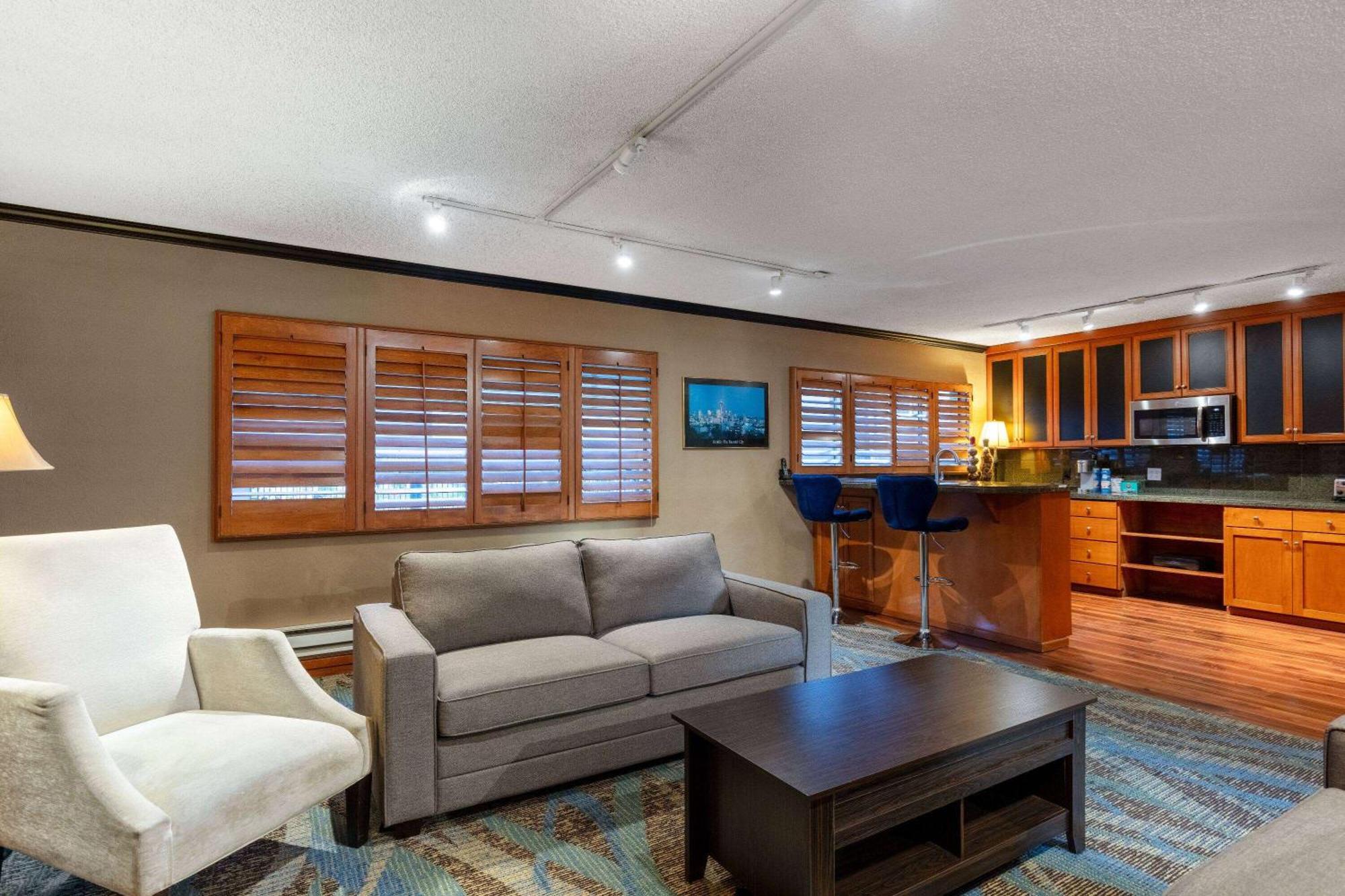 Travelodge By Wyndham Seattle By The Space Needle Екстер'єр фото