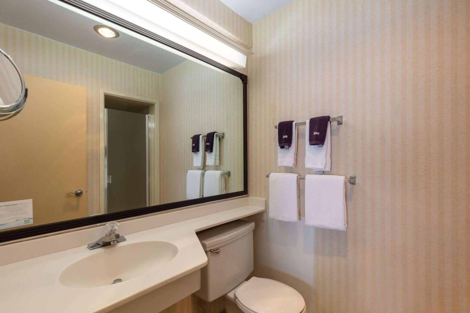 Travelodge By Wyndham Seattle By The Space Needle Екстер'єр фото