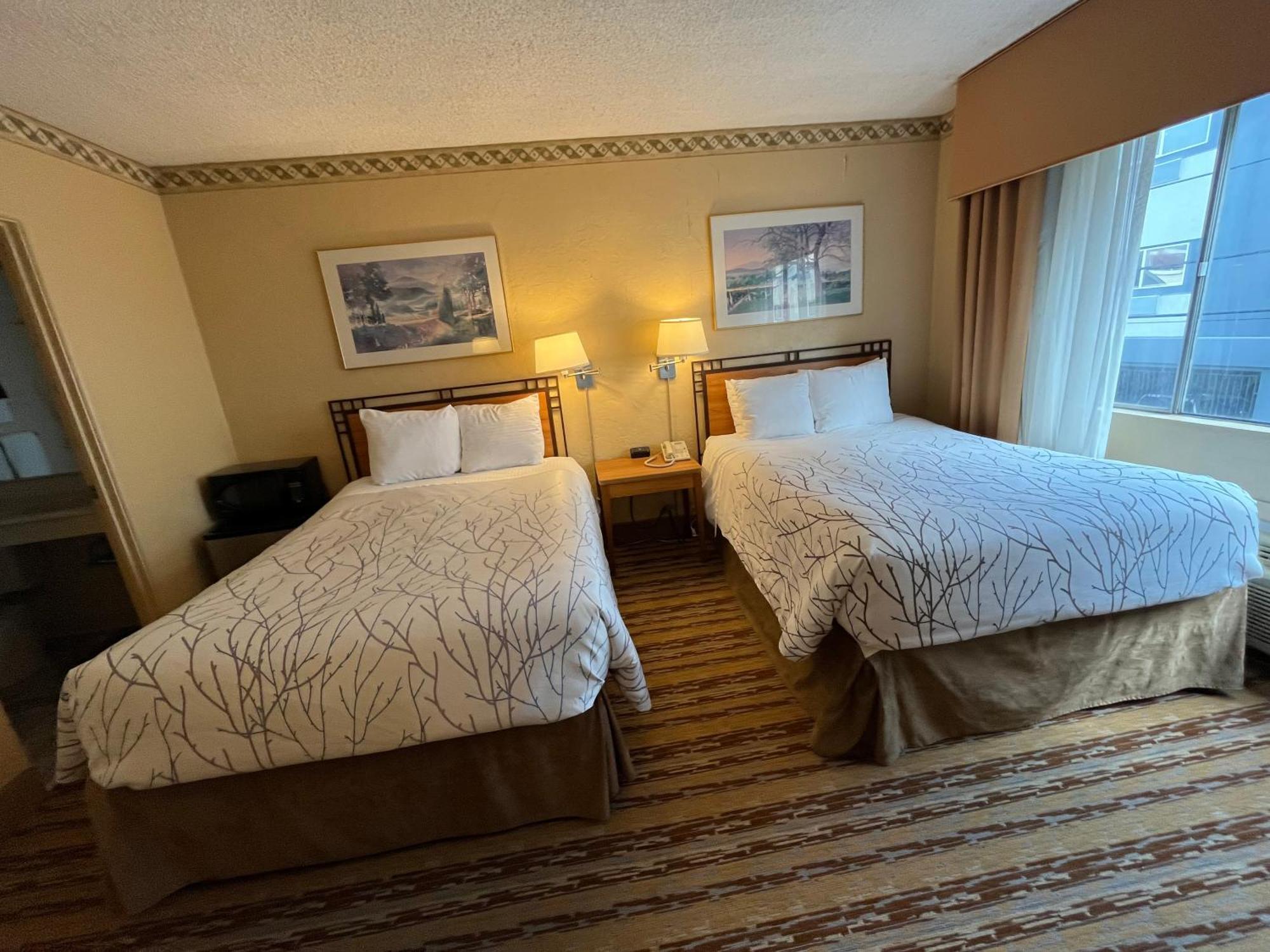 Travelodge By Wyndham Seattle By The Space Needle Екстер'єр фото